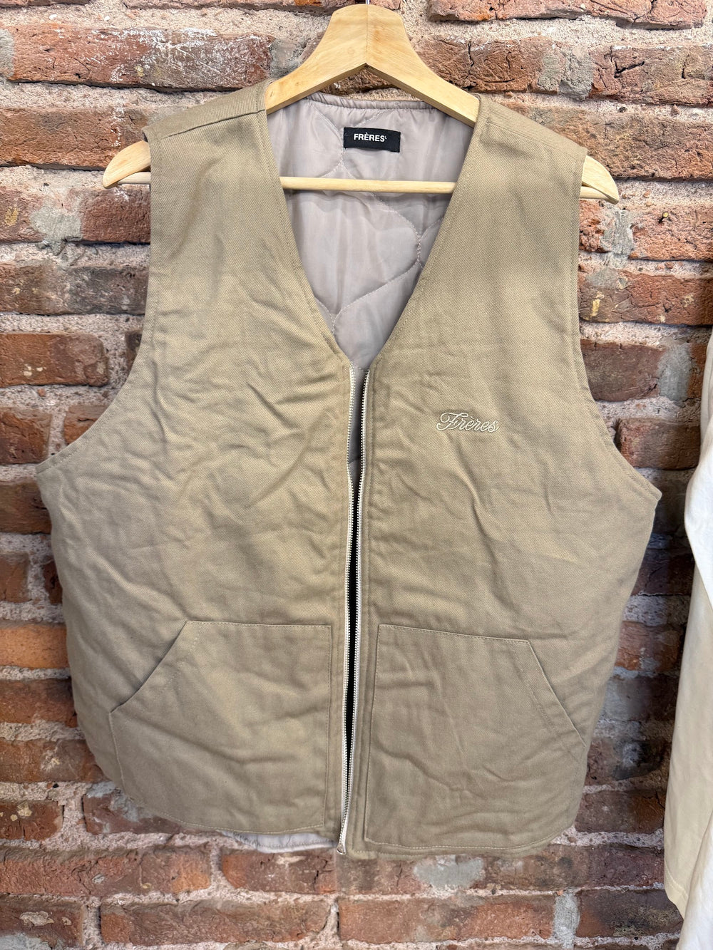 Feria · Chaleco matelasseado beige