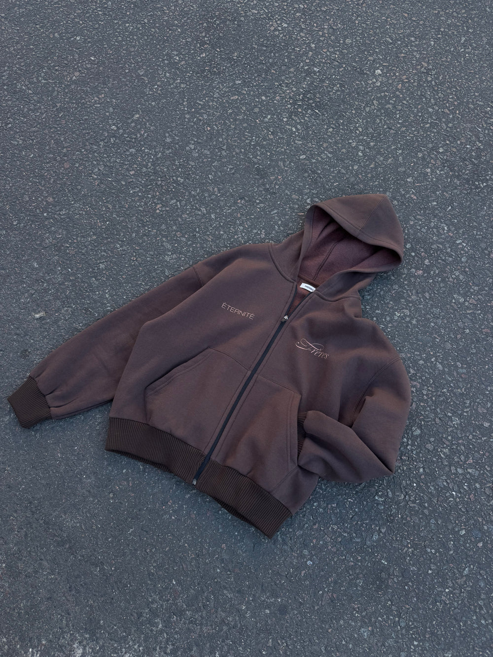 Hoodie Zip Social Club - Marrón