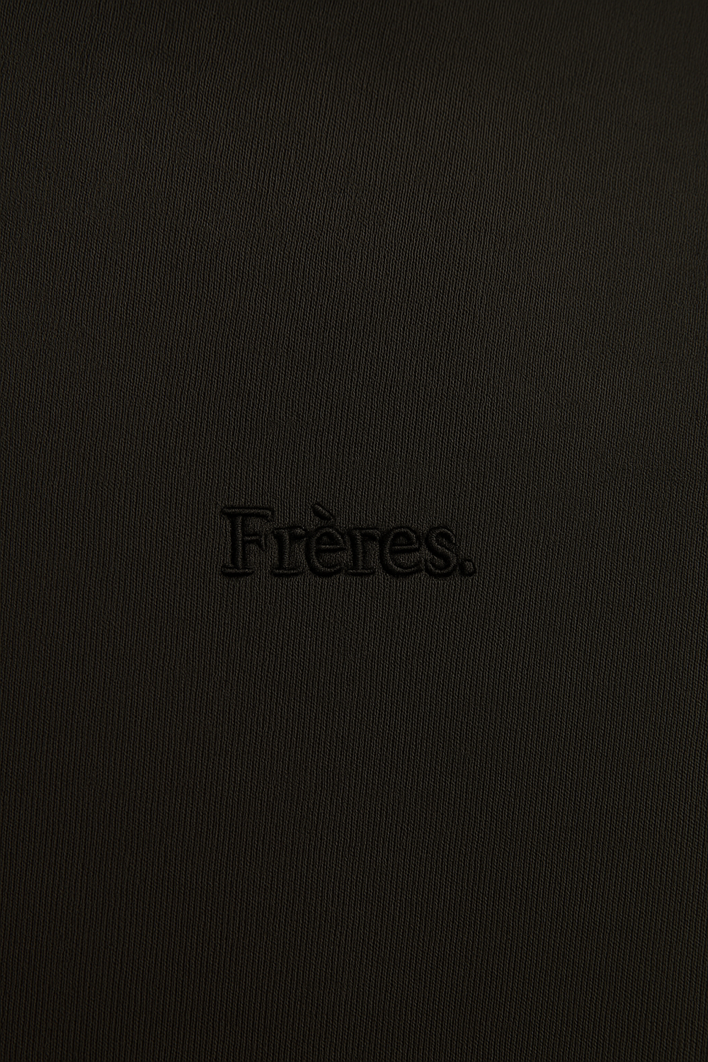 Remera Regular Fréres - Negro