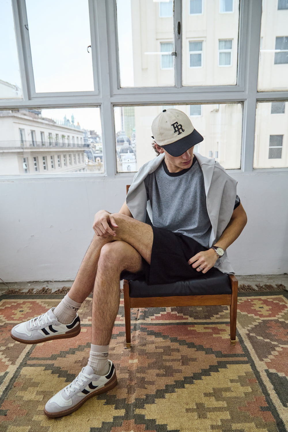 Remera Regular Combinada - Gris