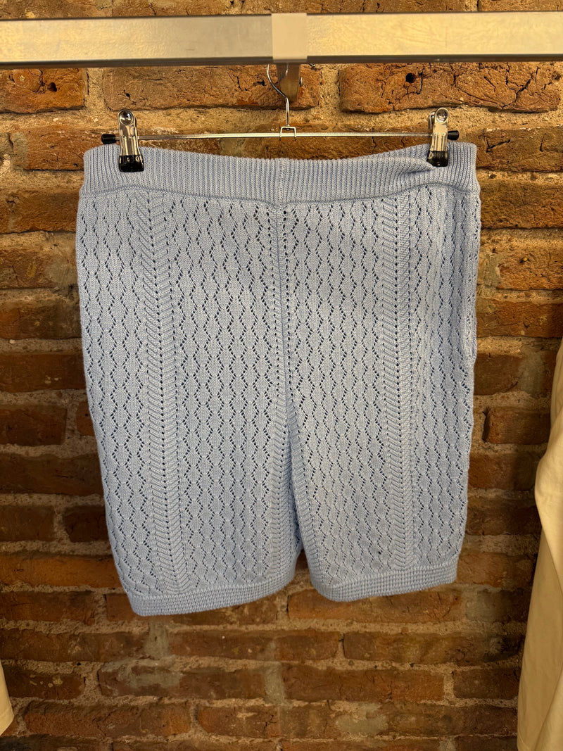 Feria · Short tejido celeste