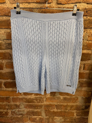 Feria · Short tejido celeste