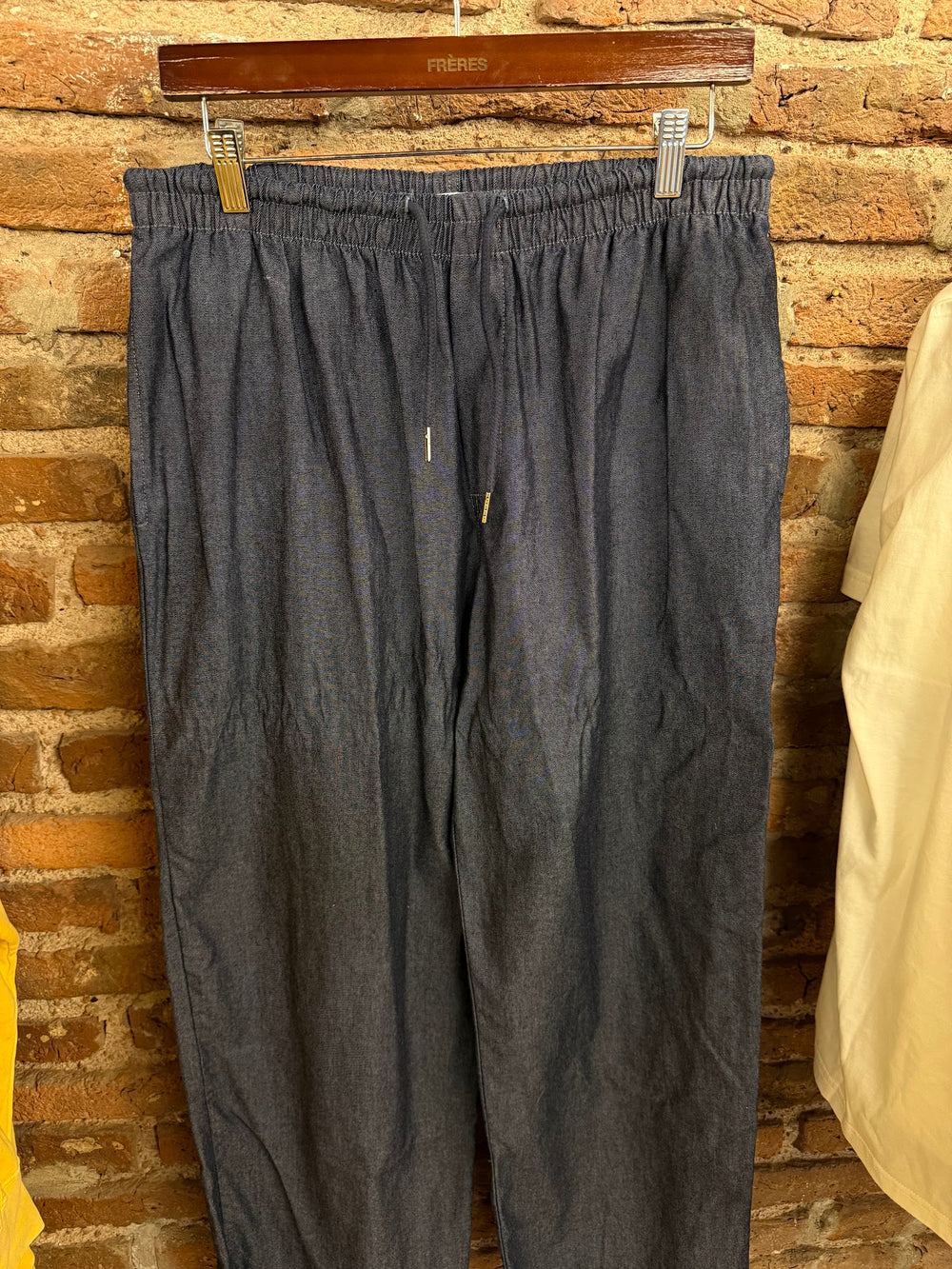 Feria · Pantalon de jean liviano