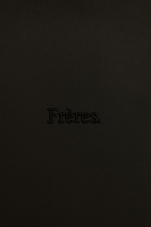 Remera Regular Fréres - Negro