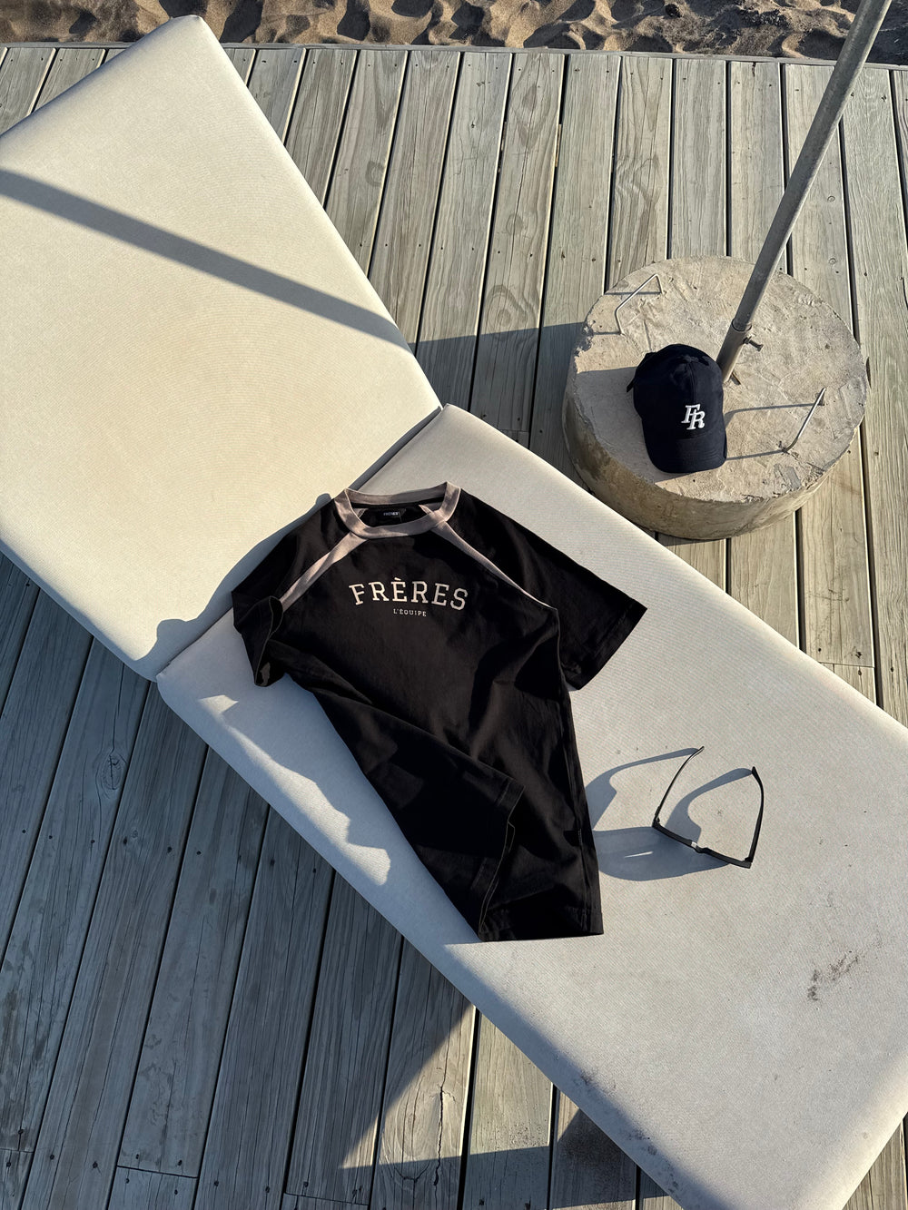 Remera Raglan Cauce - Negro