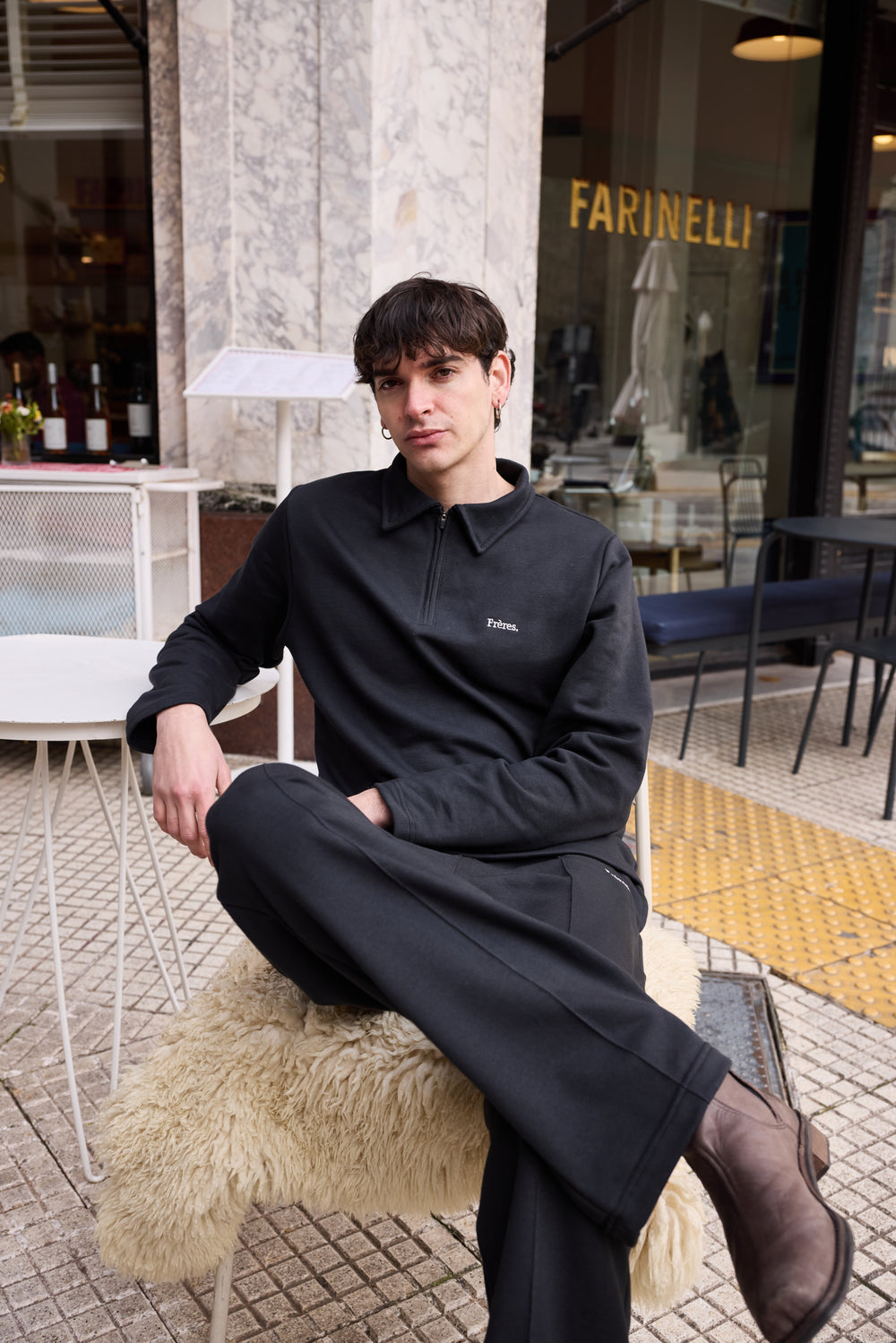 Buzo Polo Fréres - Negro