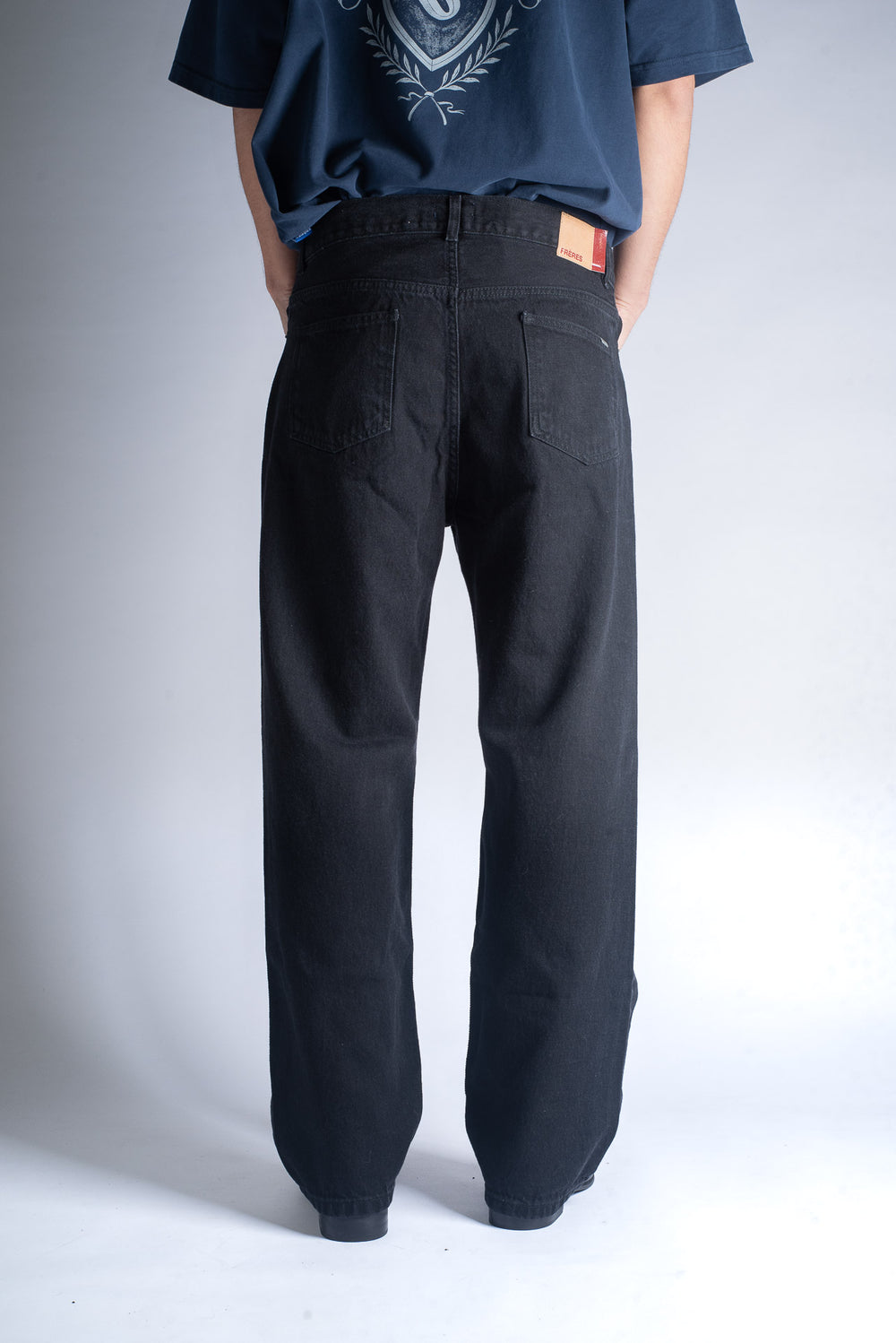 Jean Wide - Negro