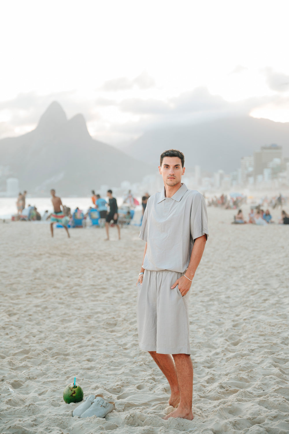 Short Woods - Gris