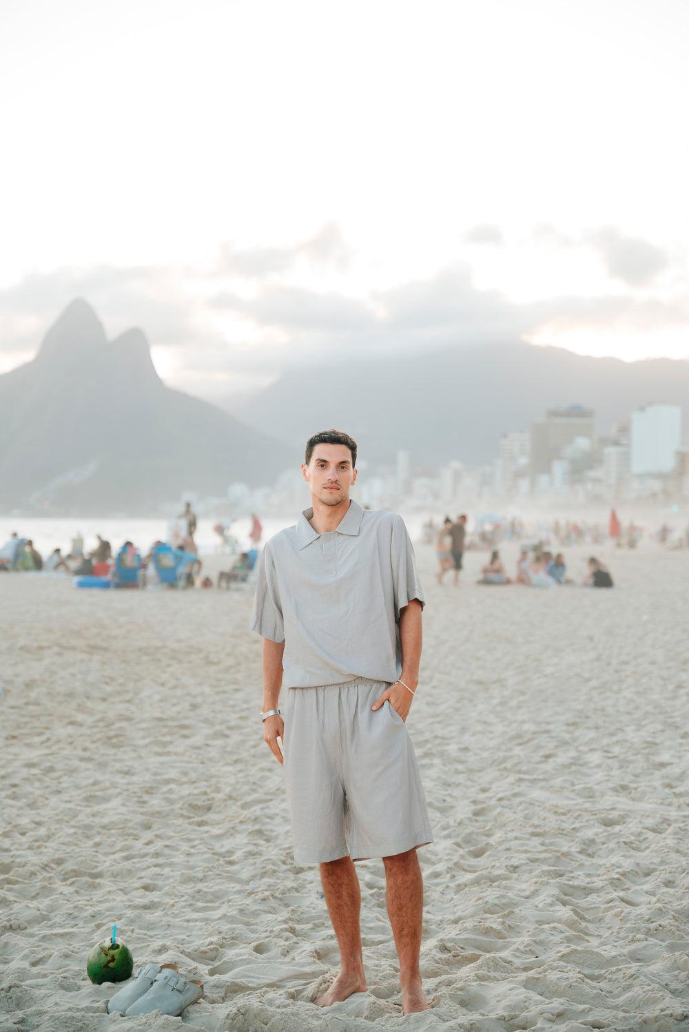 Short Woods - Gris
