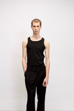 Musculosa Esencial - Negro