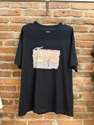 Feria · Remera salinas negra