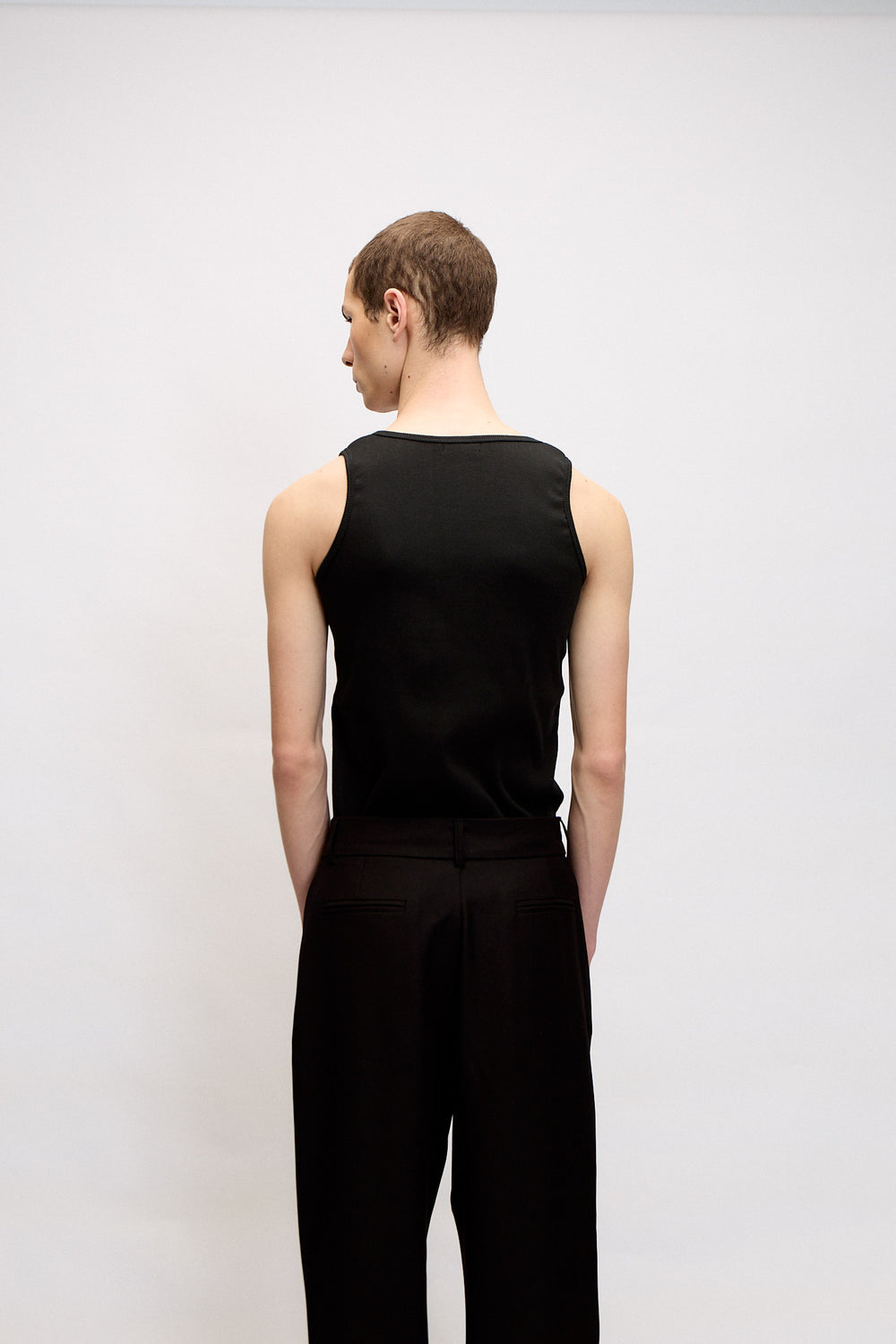 Musculosa Esencial - Negro