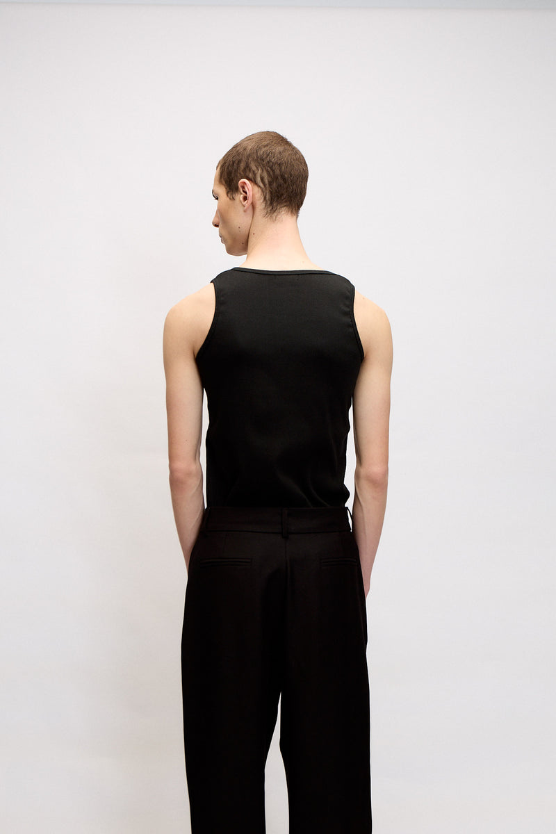 Musculosa Esencial - Negro