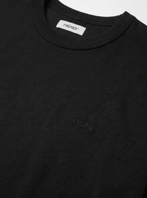 Remera Regular Fréres - Negro